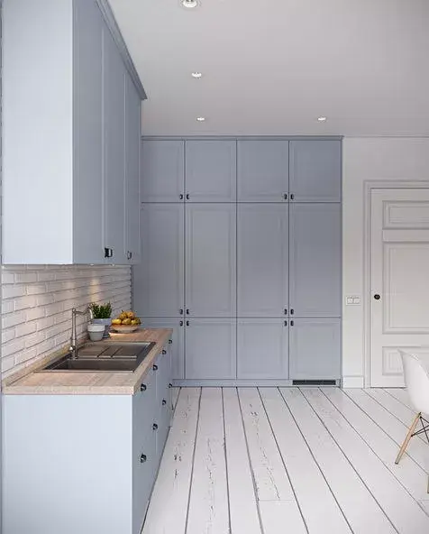 Кухня в светлых тонах