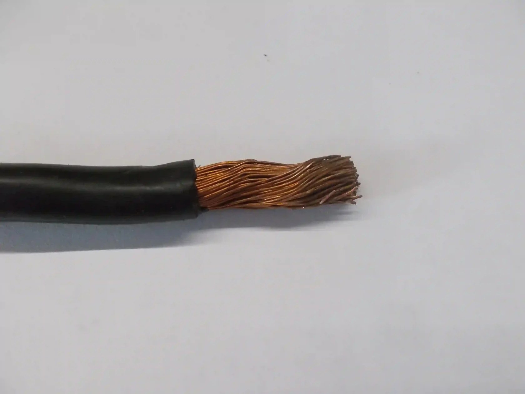 Кабель (хвост) очищенный от старой клеммы