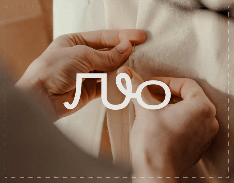 Логотип «Любимыши» на ткани