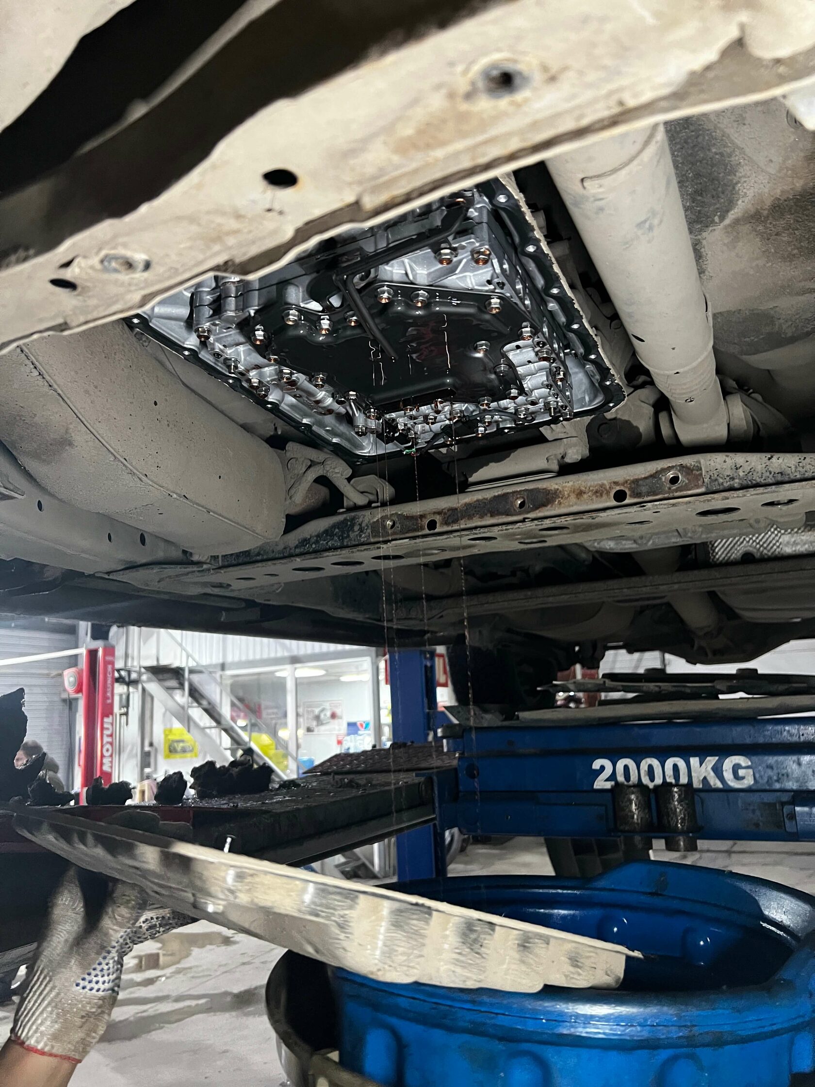 Снятие поддона АКПП для мойки