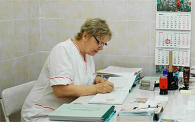 Врач оформляет заключение