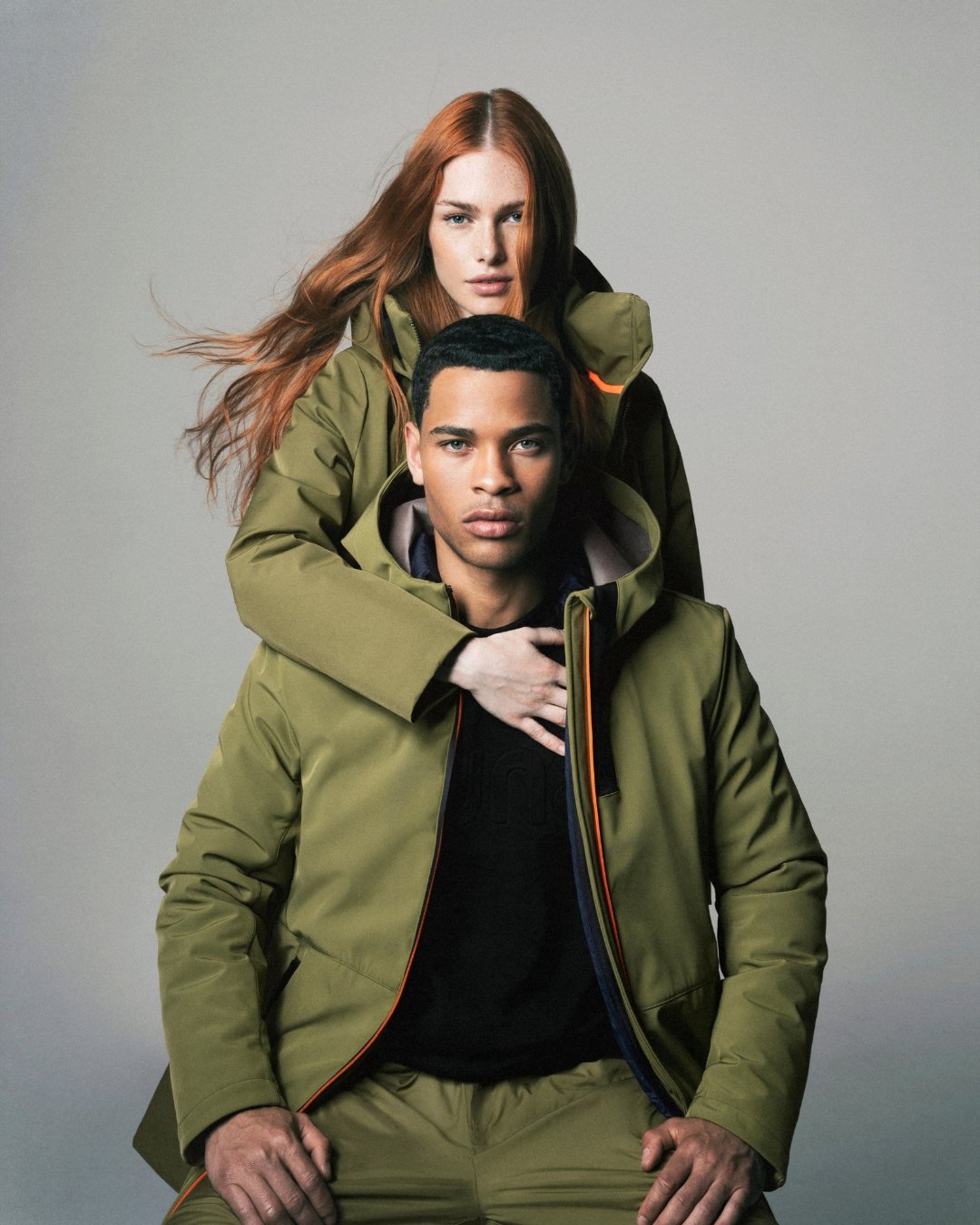 SUNS uomo e donna: capispalla tecnici color verde oliva