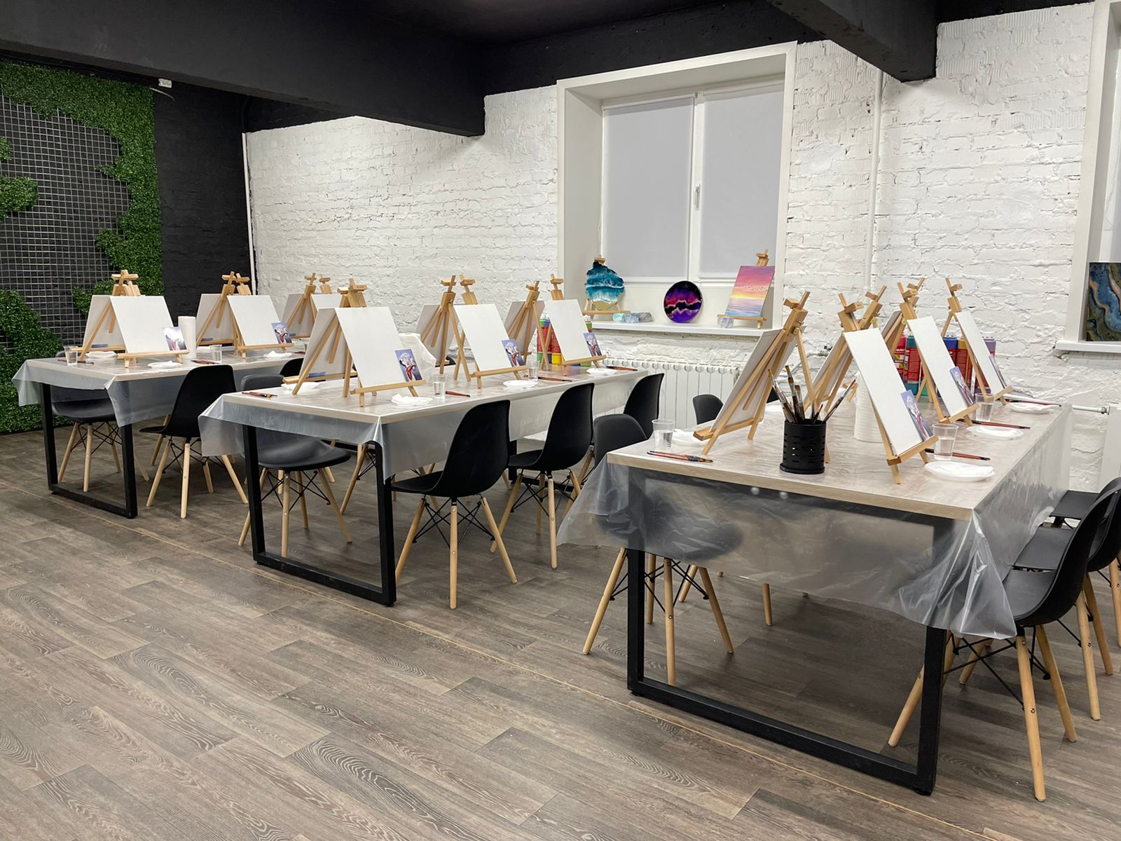 Студия палитра. Логотип студии палитра. Палитра студия рисования. Творчество изостудия палитра радости. Арт-студия моя палитра раменское.