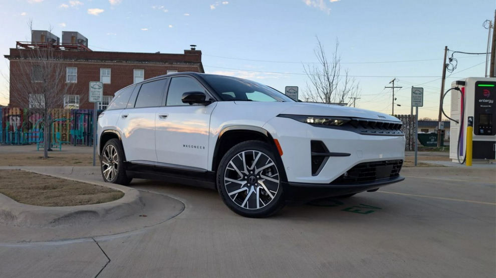 Jeep Wagoneer S – прекрасный электромобиль с чужой эмблемой 