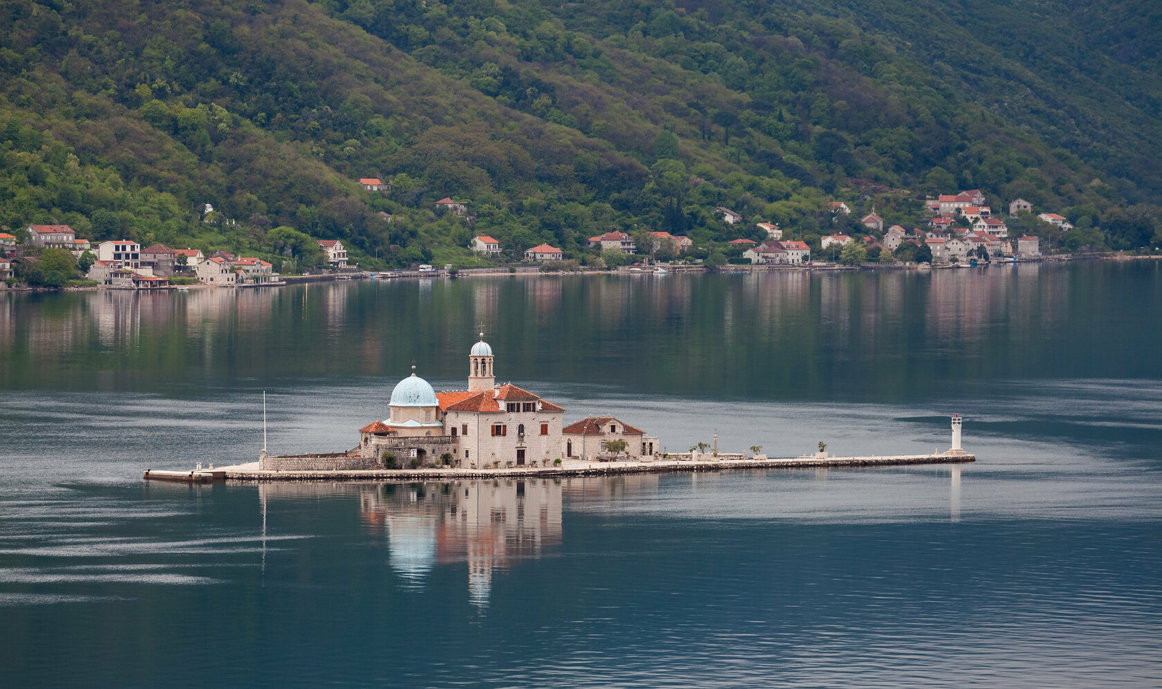 Guide-to-our-lady-of-the-rocks-in-perast-montenegro
