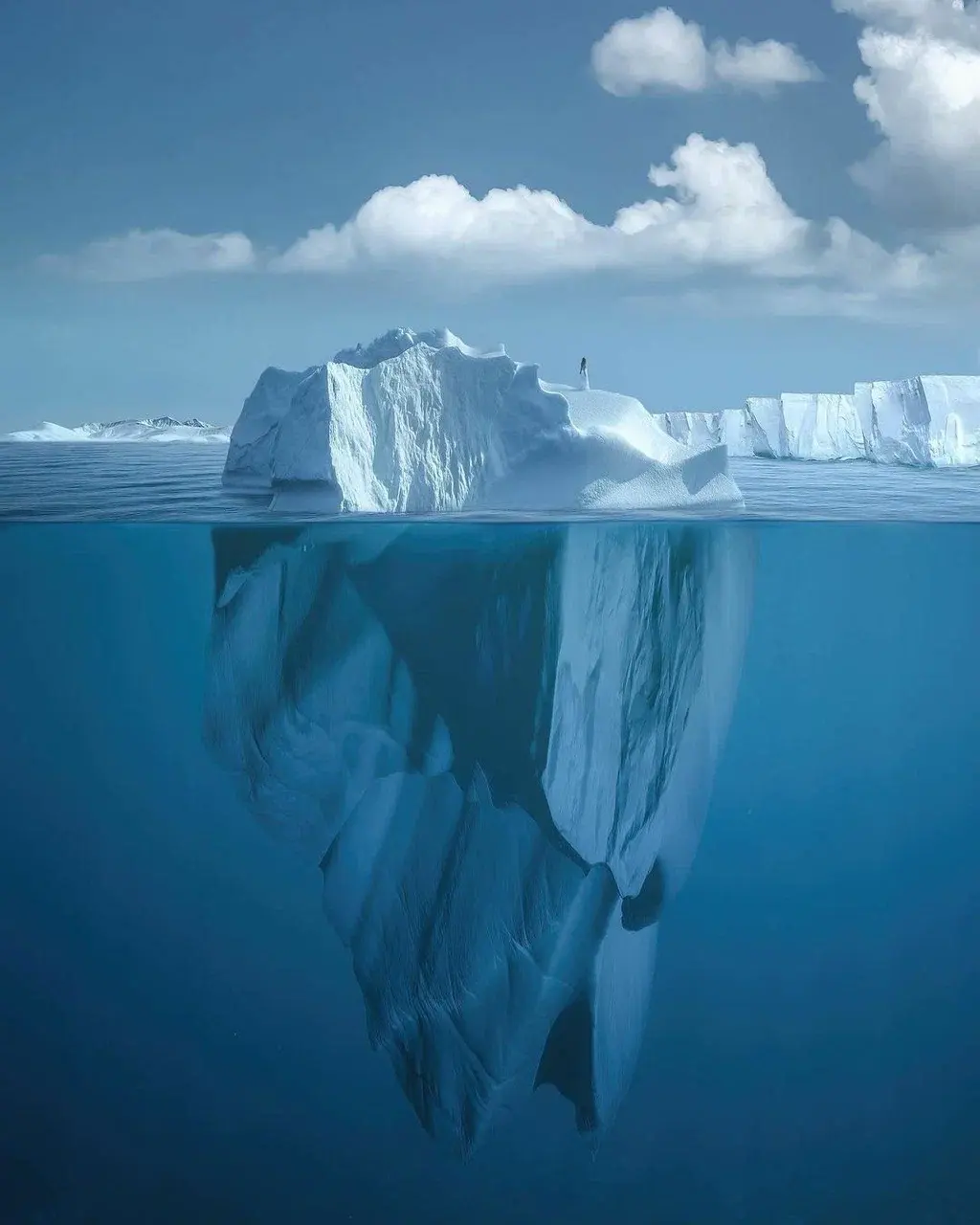 Погружение на батискафе в Антарктике