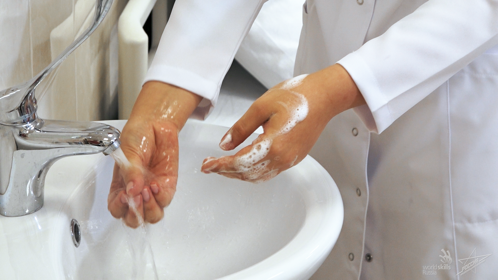 Видеоуроки моем руки. Обработка рук. Гигиеническая обработка рук. Гигиеническое мытье рук. Гигиеническая мойка рук.