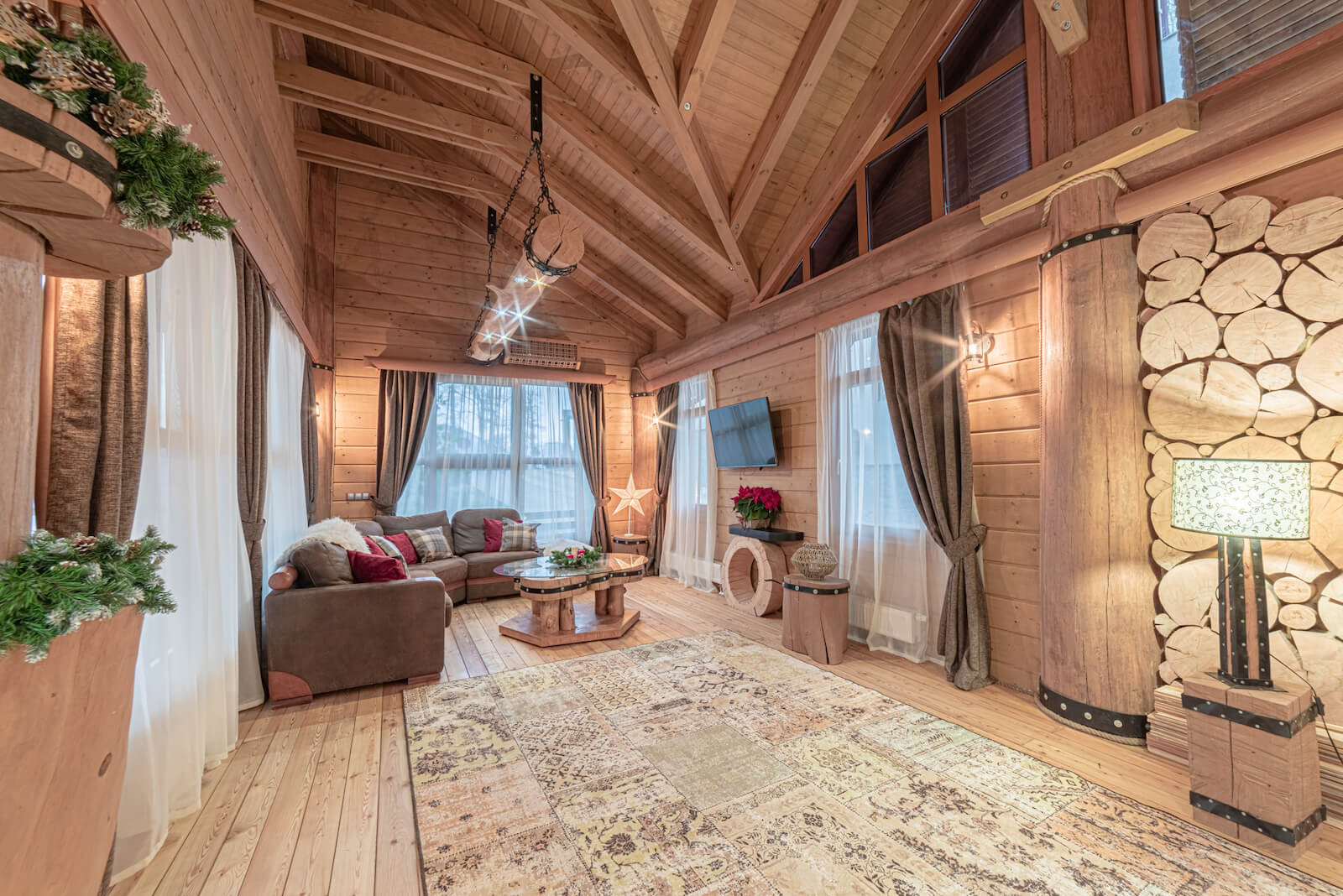 Big Family Chalet with Jacuzzi Rosa Khutor