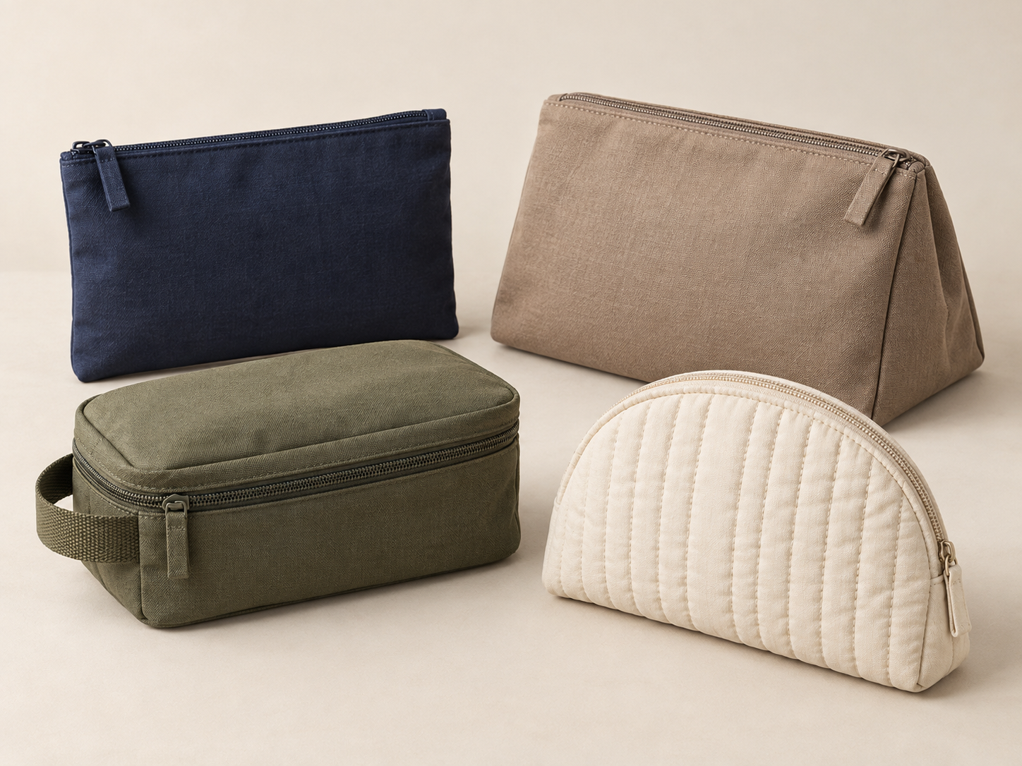 Косметички разных форм: плоская, трапециевидная, округлая и дорожный несессер