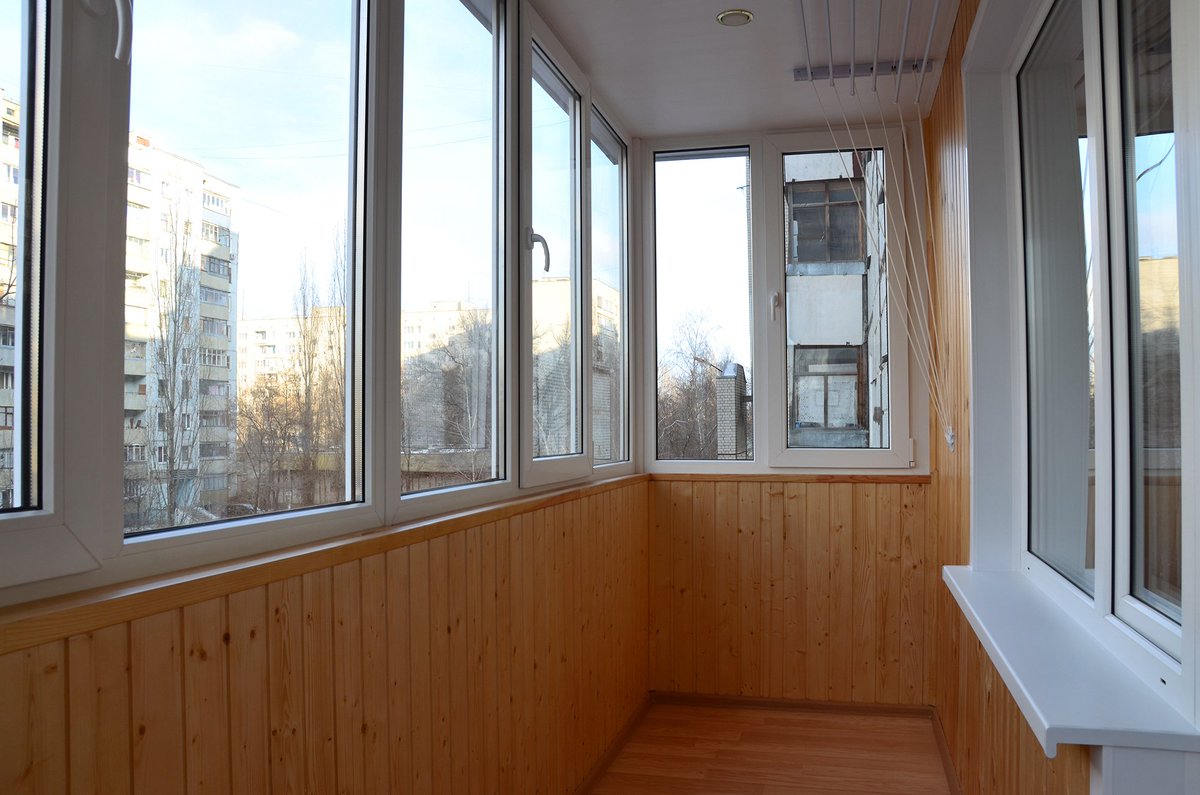Остекление и отделка балкона под ключ цена в москве