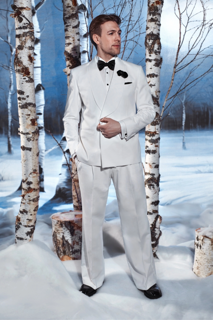 Ведущий публичных мероприятий Никита Анисимов