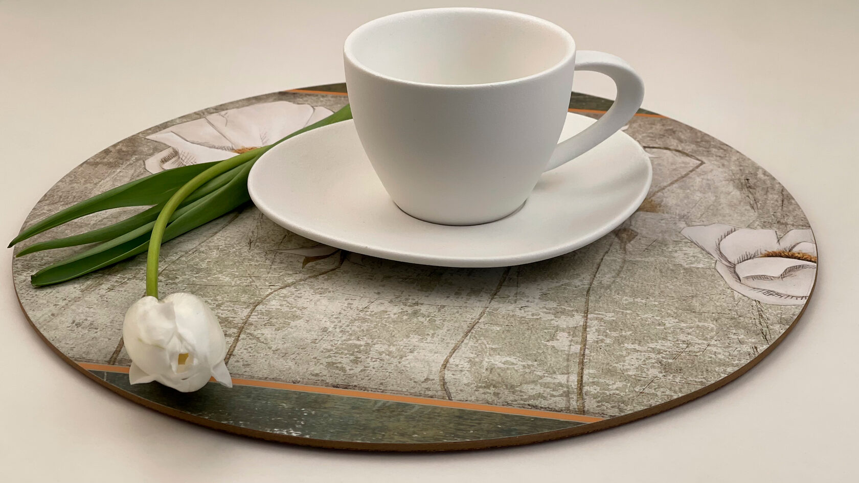 Салфетки сервировочные круглые из пробки "Белые маки"