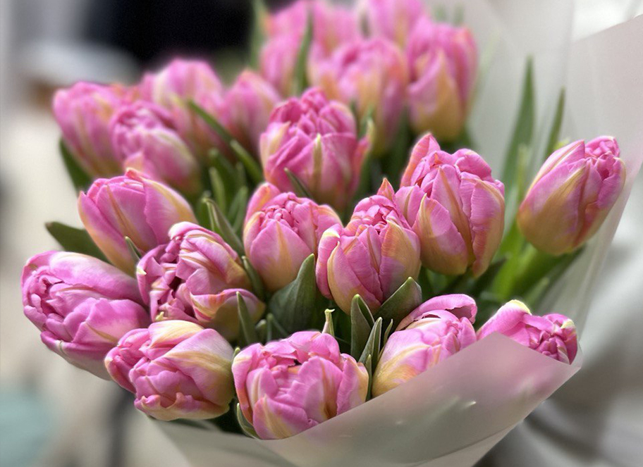 Доставка цветов в Воронеж недорого "Цвет&Лайт"заказать букет