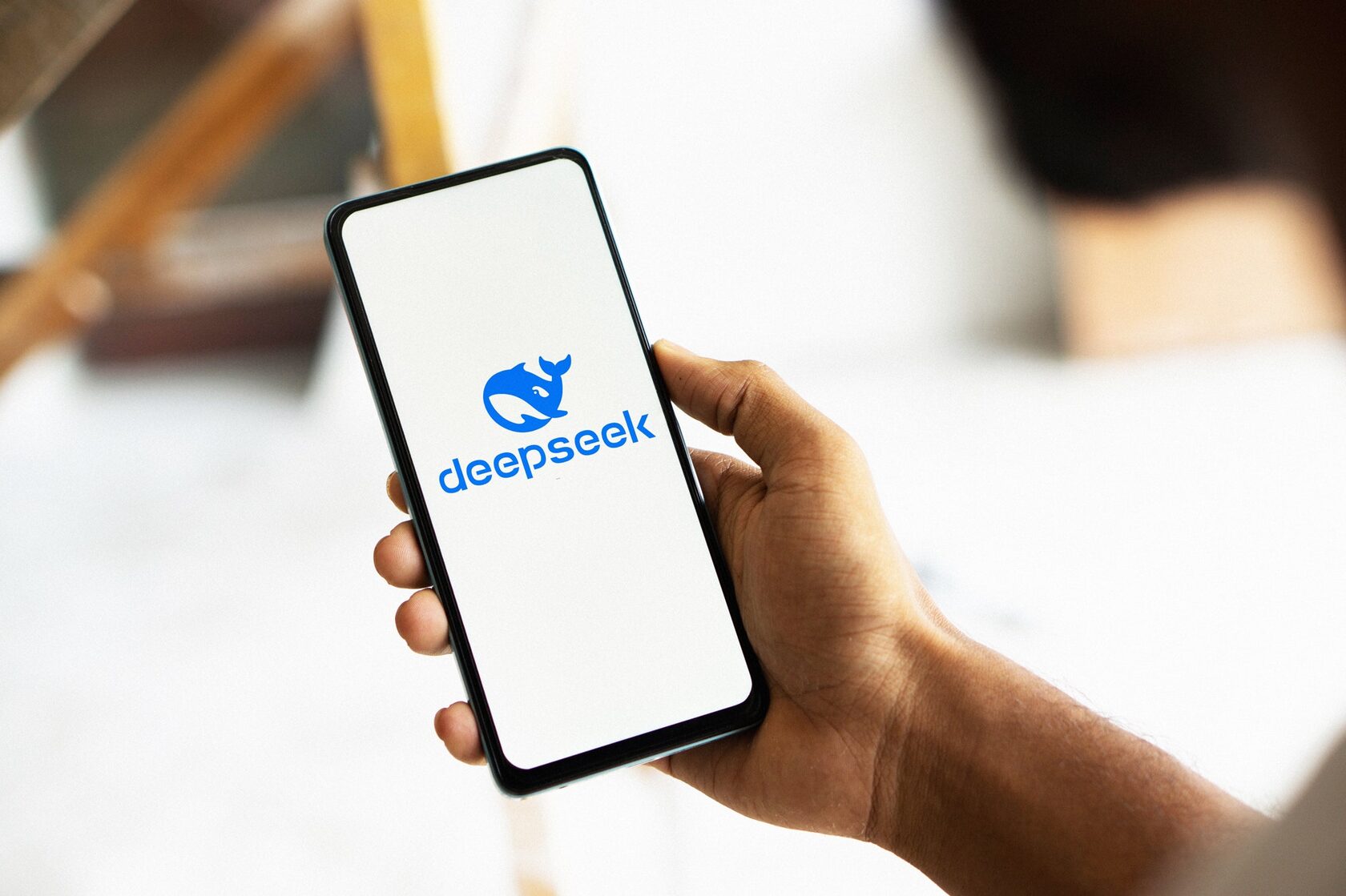 Китайский чат-бот, DeepSeek, обвал акций, рост популярности, ценные бумаги