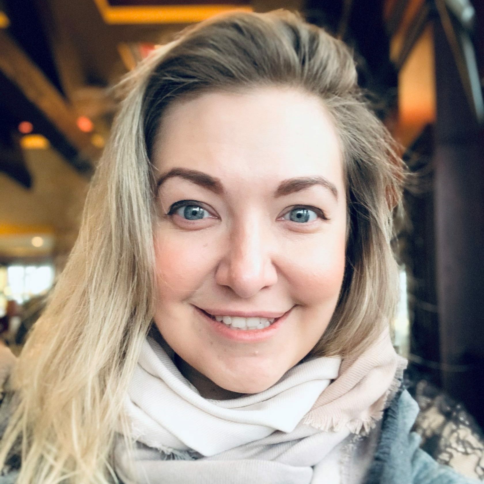 Lisa Rawa Елизавета Раева (Lisa Raev)