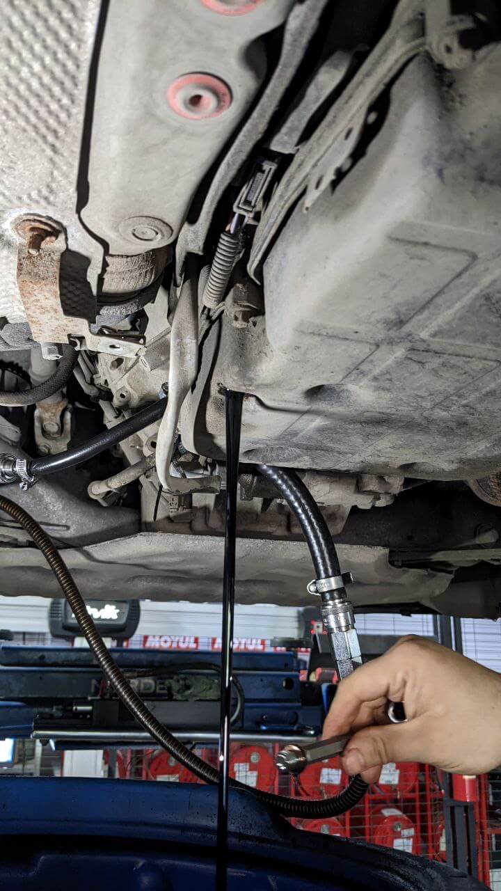 Слив масла из поддона 7G-Tronic