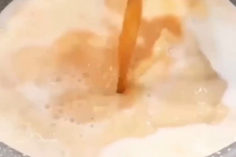 Приготовление бананового латте в домашних условиях: шаг 4