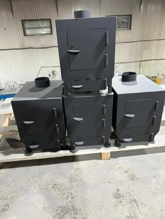 Печь буржуйка армейская . Размер 300х300х400 мм