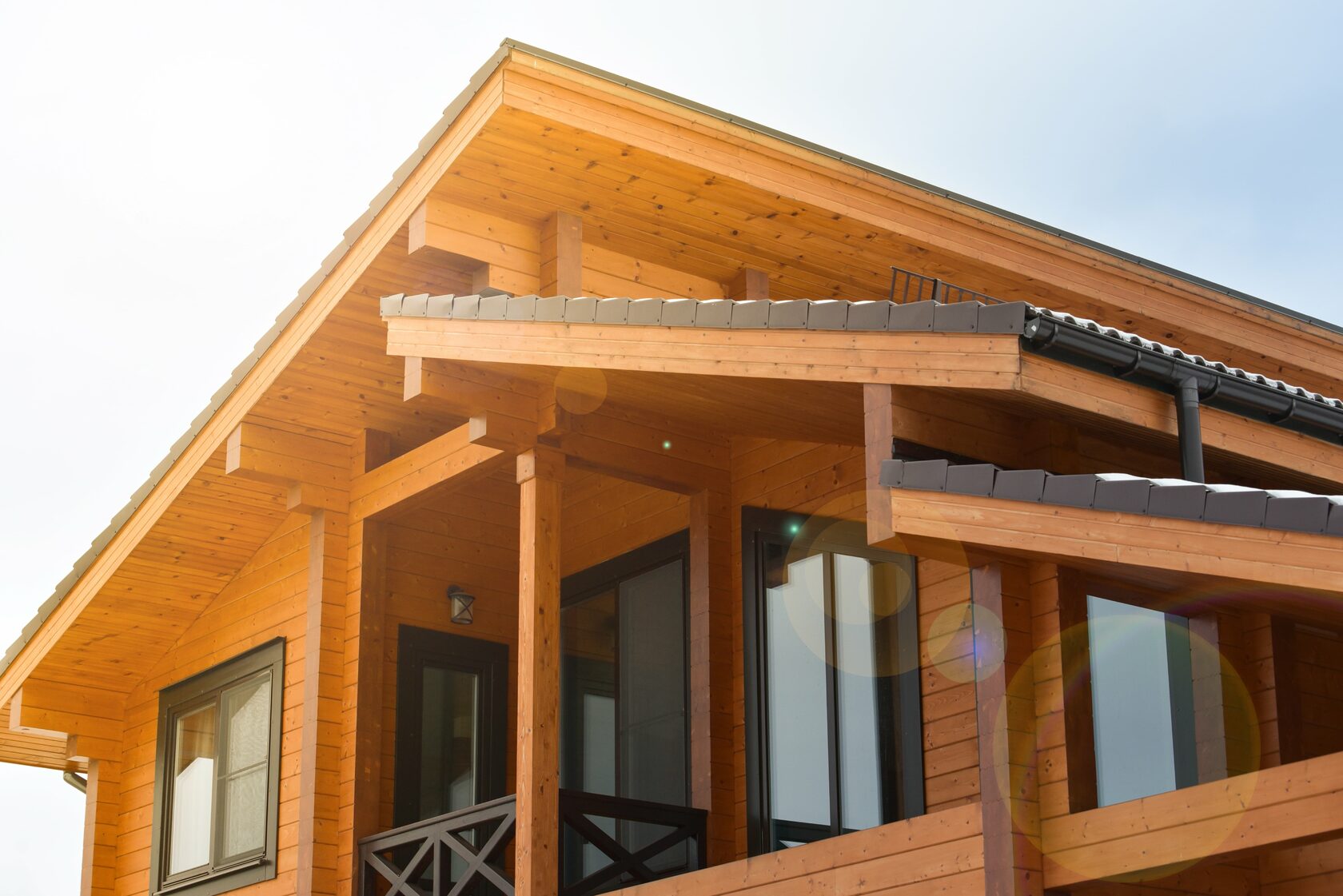 Современные ПВХ окна для частных домов в Новосибирске. Союз Монтаж.