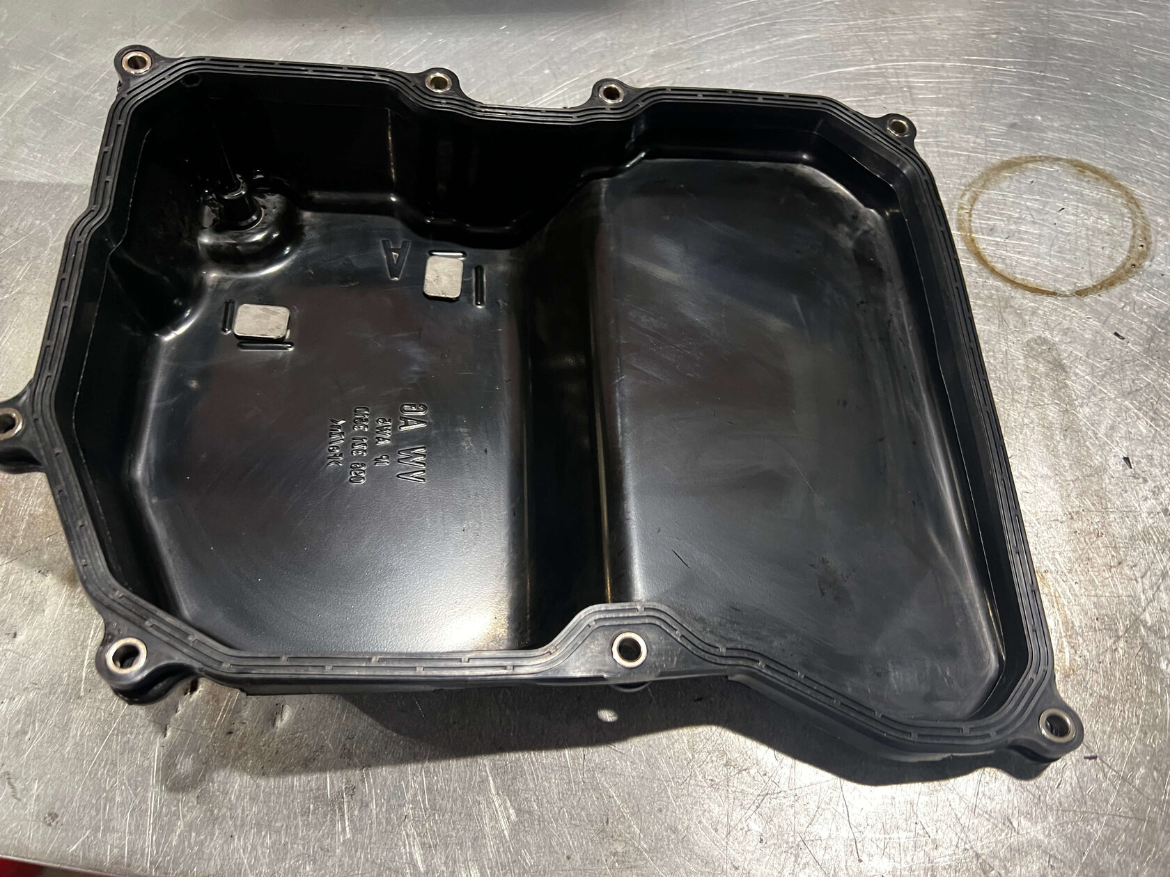 Чистый поддон перед установкой