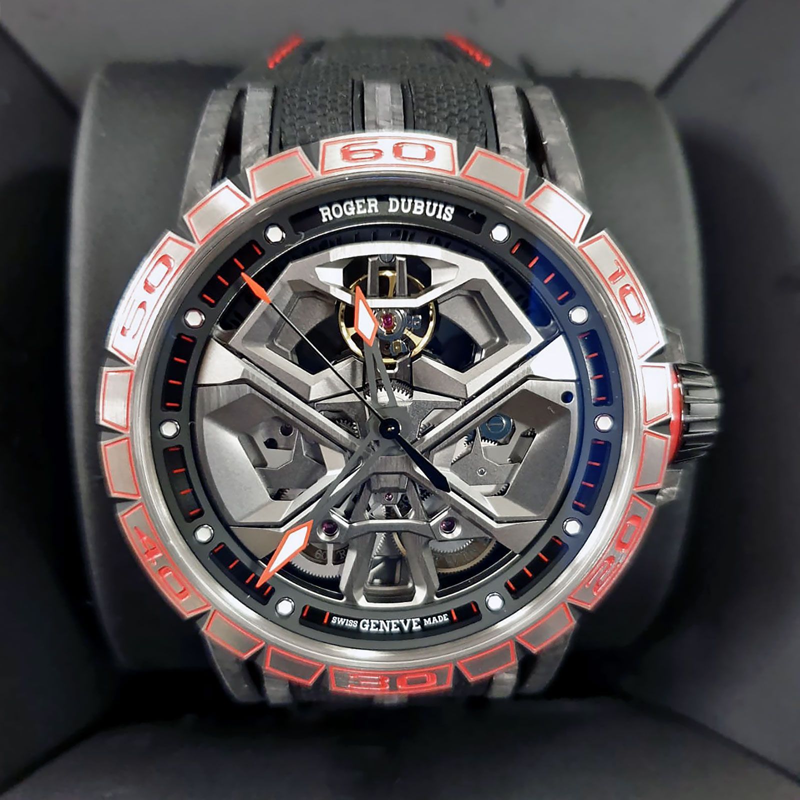Продать часы roger dubuis. Roger dubuis часы. roger dubuis hommage watches. roger dubuis pirelly. roger dubuis воины.