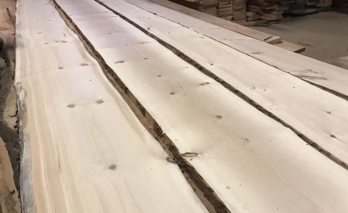 Доска кедра для бани необрезная