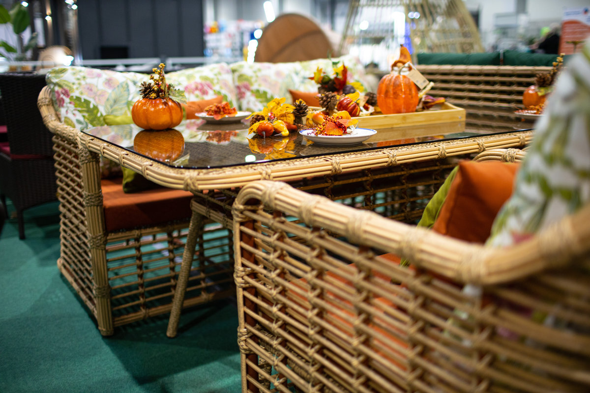 Обеденные группы из экоротанга от Malacca