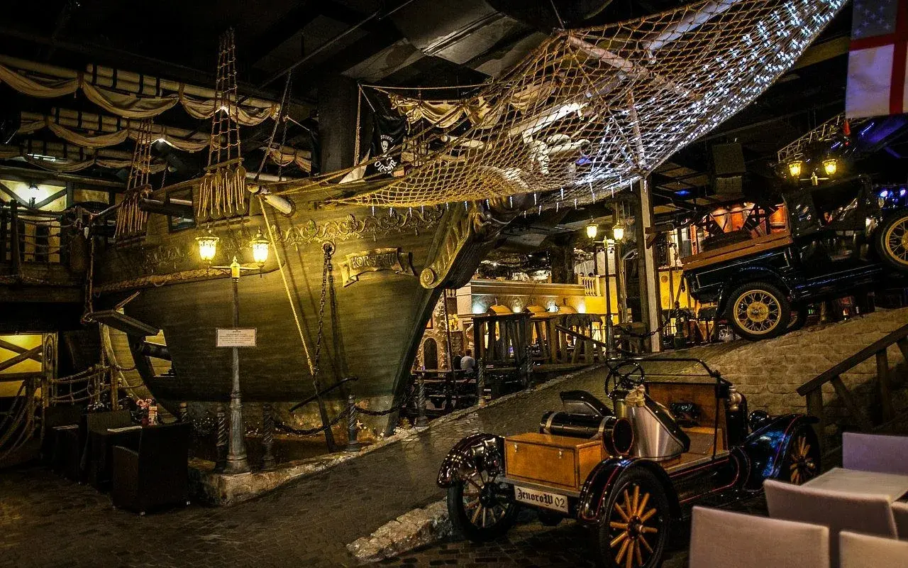 Балаган Сити Воронеж программа на новый год 2026, шоу в ресторане