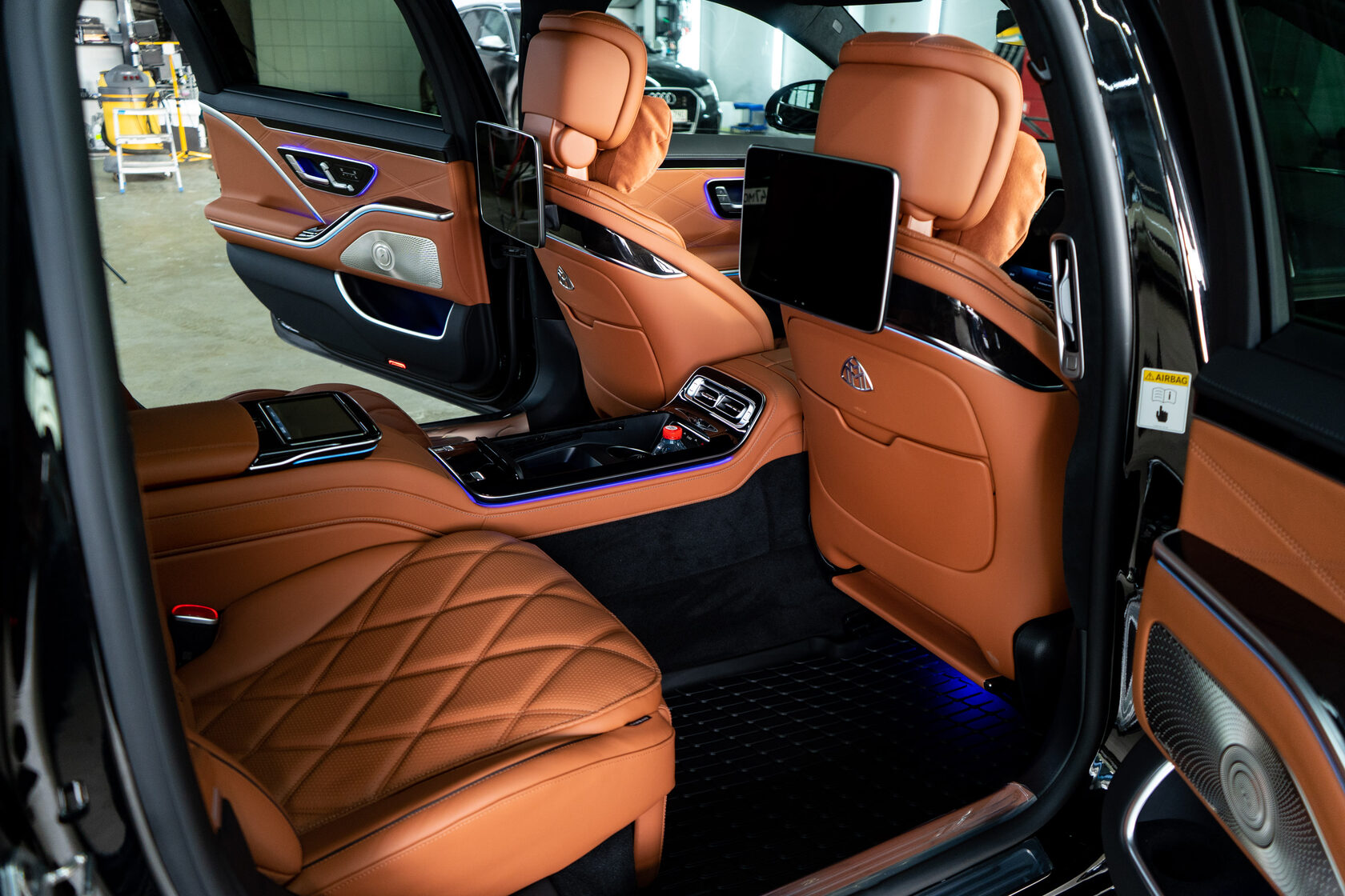 (c) Cargeek.ru
