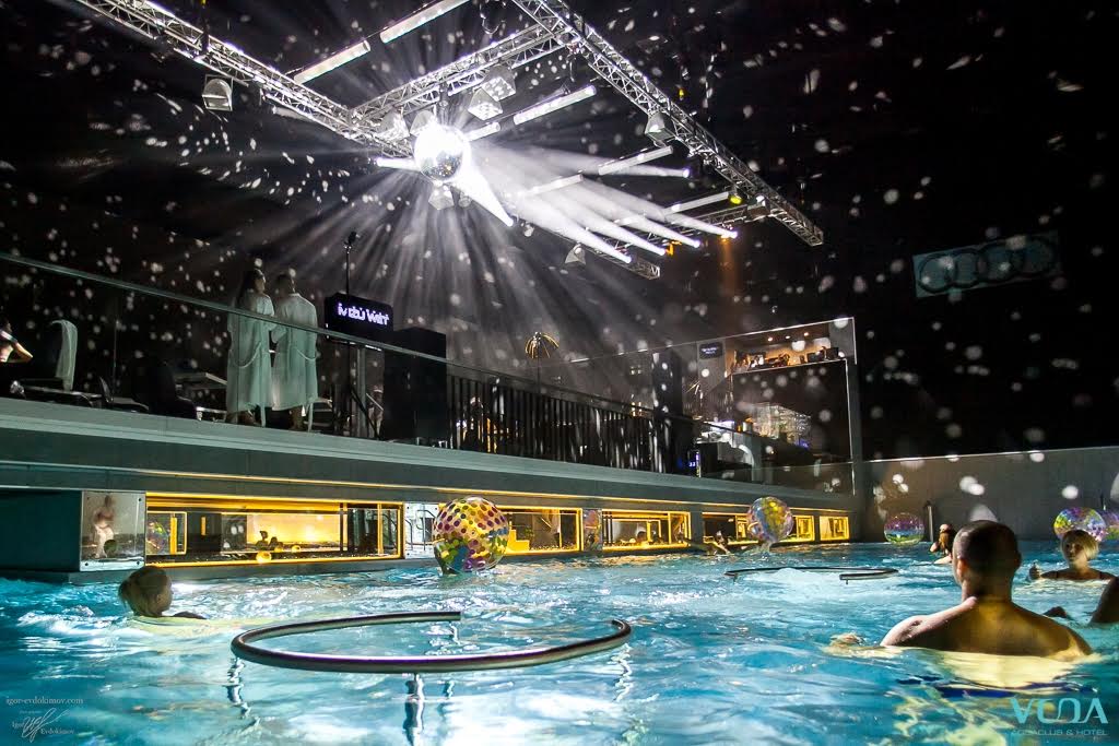 Вода сестрорецк spa. Сестрорецк аква клуб вода. Развлекательный центр вода. Акваклуб вода питер. Вода спа комплекс сестрорецк.