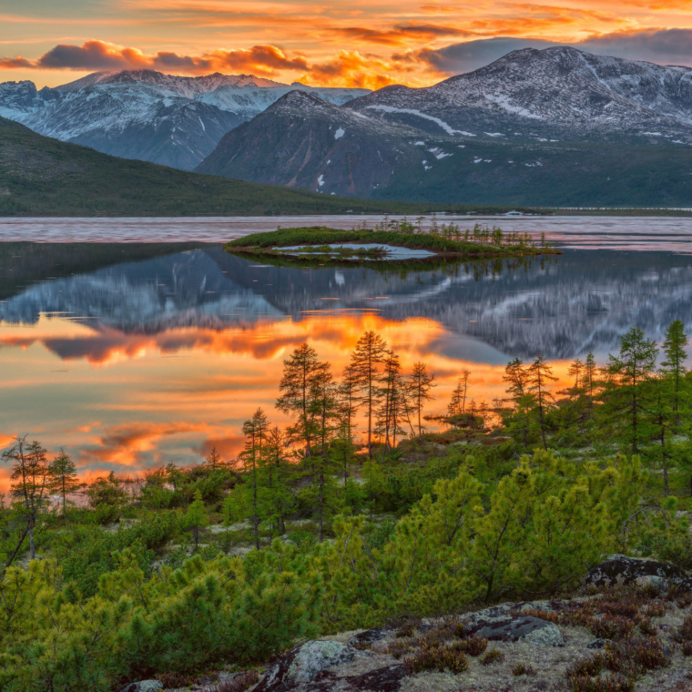 Озеро колыма. Озеро Джека Лондона. Russia incredible nature views