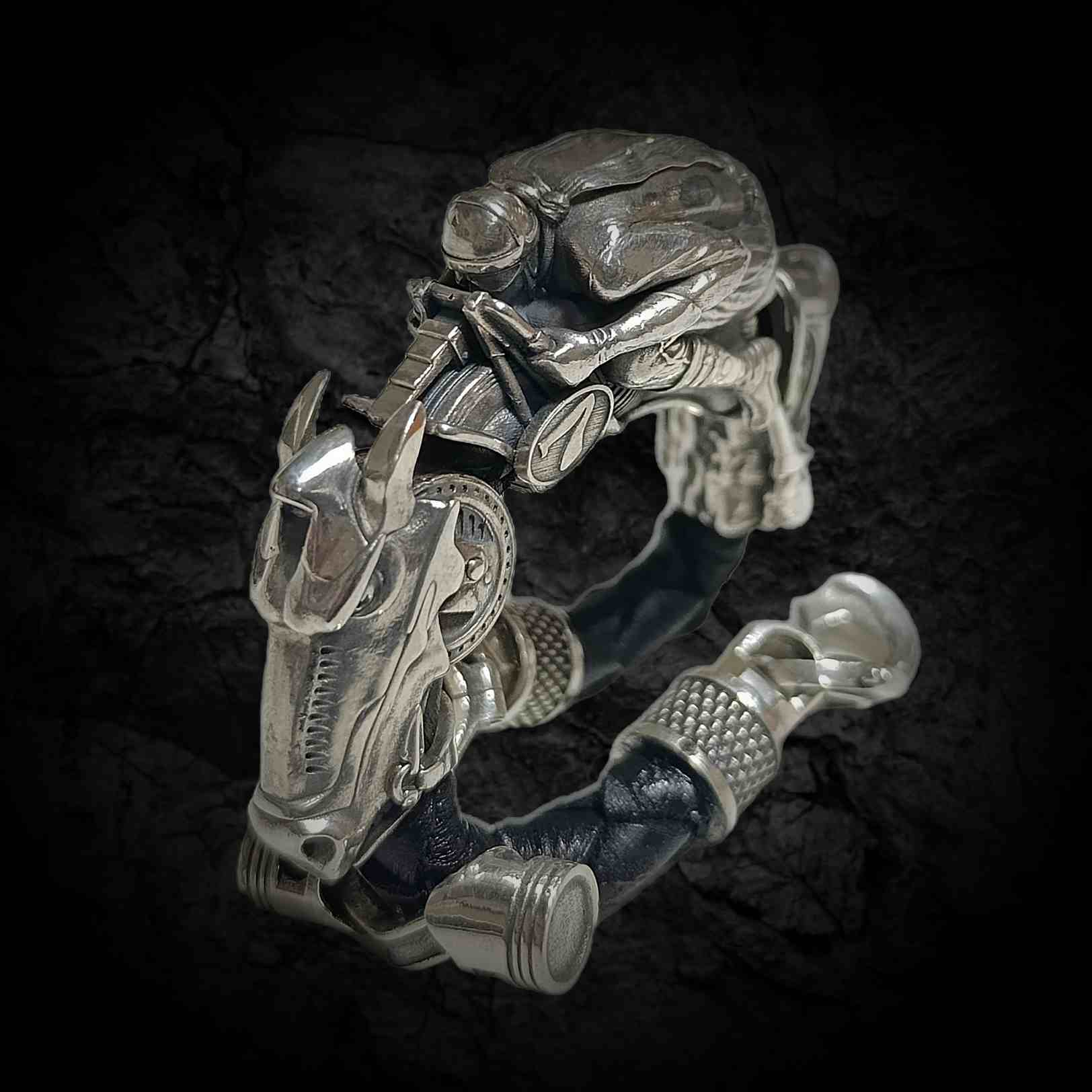 байкерский браслет, браслет мотоциклиста, браслет для байкера