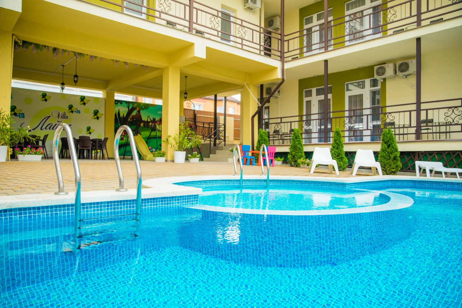 бассейн вилла лайм в анапе