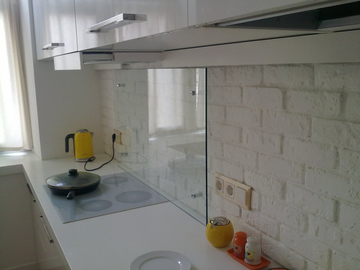 стекло на фартук для кухни прозрачное для кухни