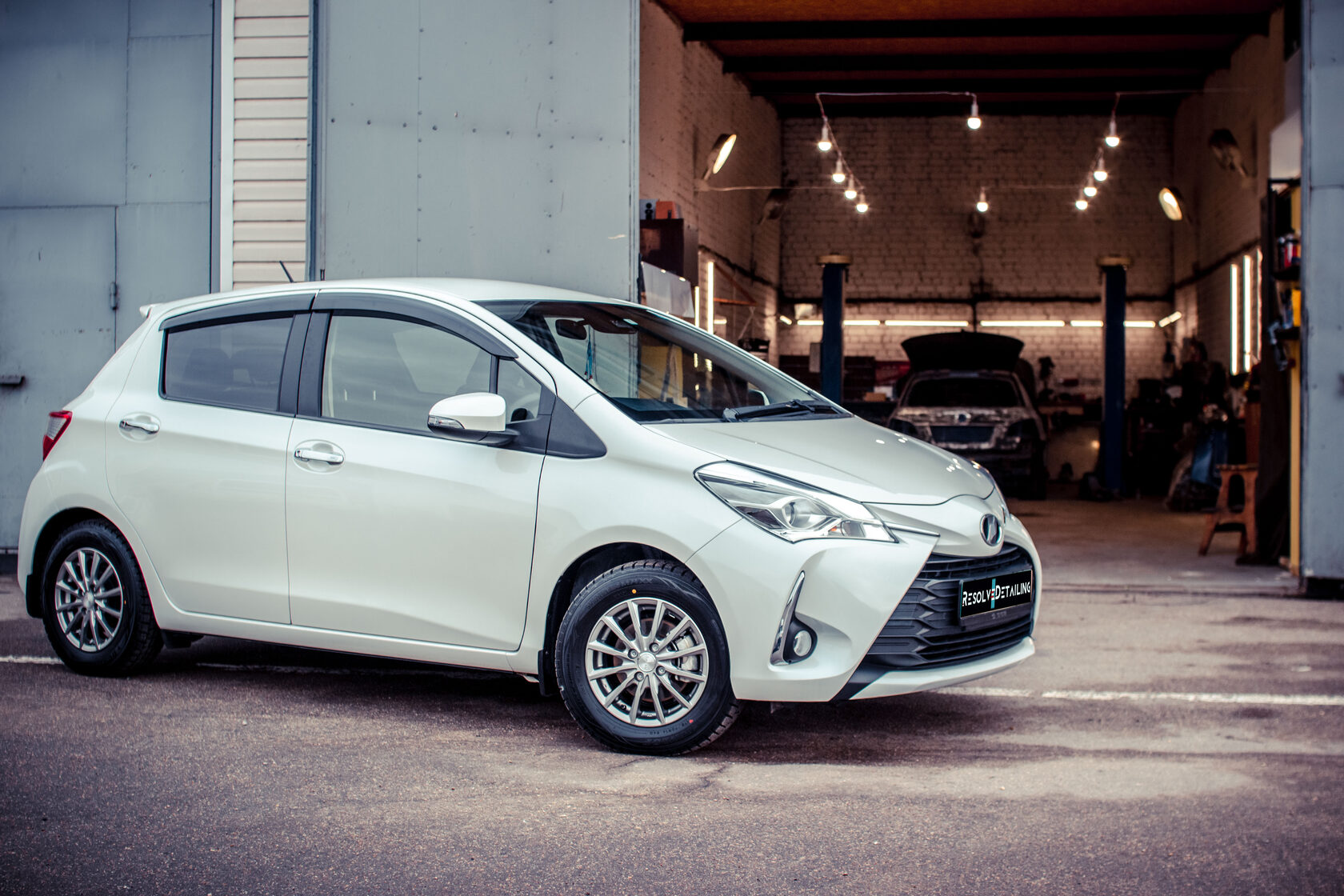 Resolve detailing. Resolve detailing. Запчасти на киа рио х лайн 2019. Персонал детейлинг студии. Детейлинг тверь.