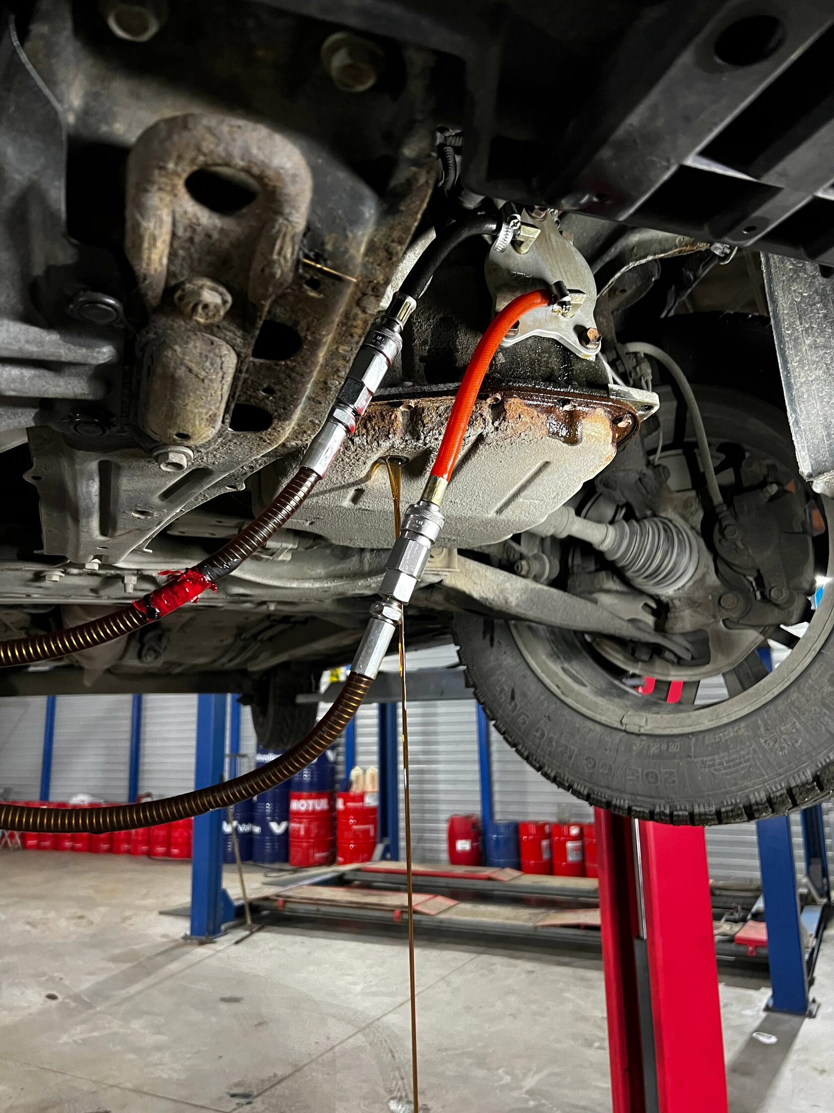 Слив масла из вариатора Toyota Wish