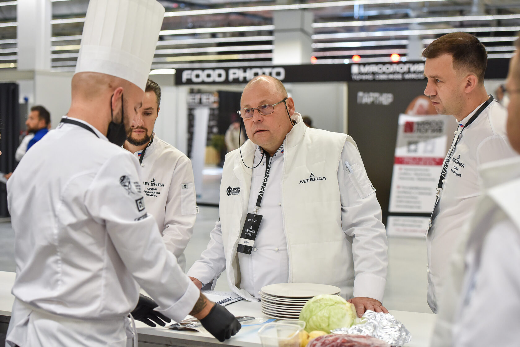 Уральский сервис новотроицк. Адская кухня 17 сезон. Адская кухня 2 сезон. Лагуна Адская кухня. Адская кухня Hell's Kitchen.