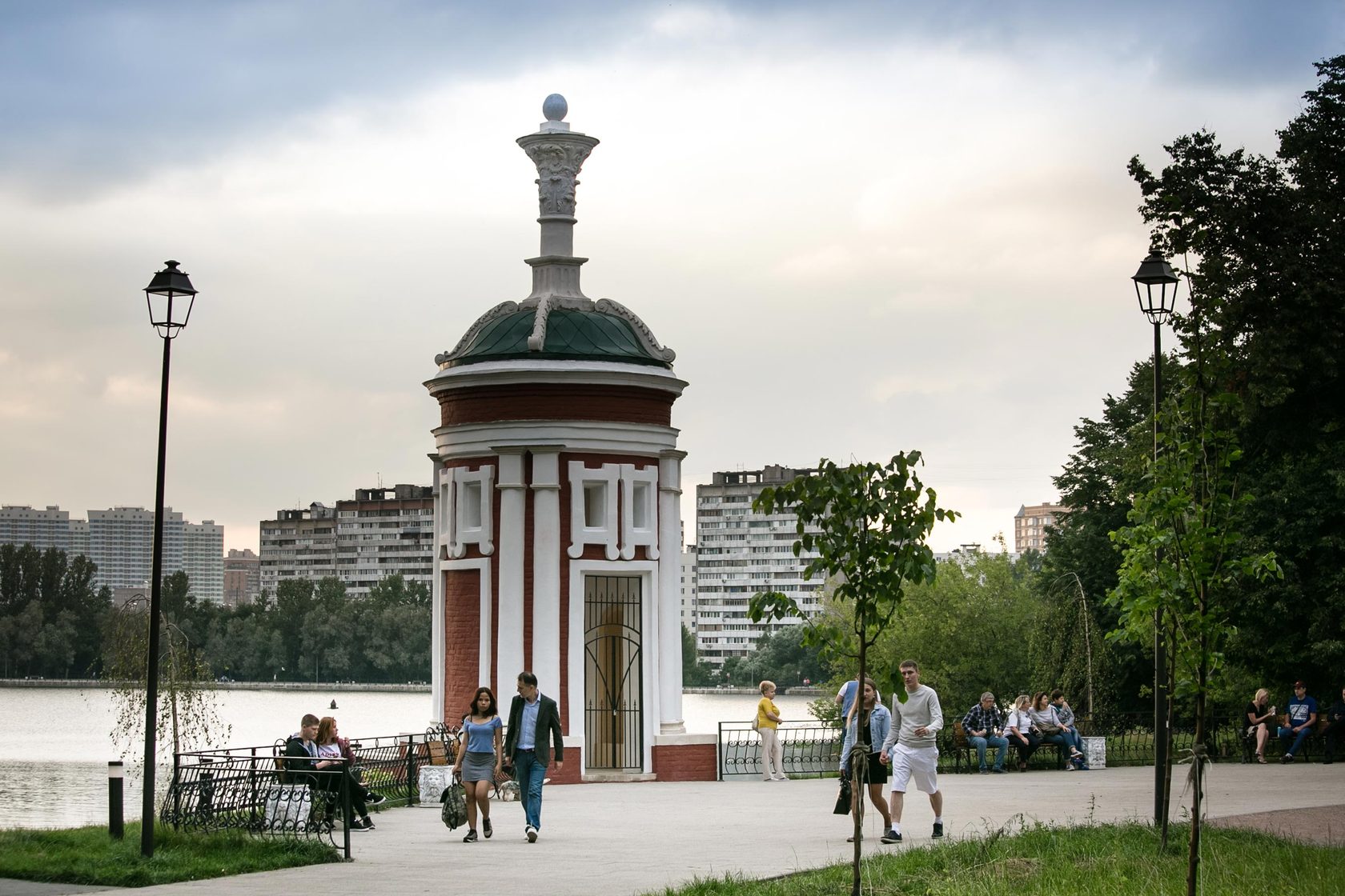 Головинская город москва. САО Головинский. Головинский район Москвы. Кронштадтский сквер Москва Головинский район. Усадьба Михалково вид сверху.