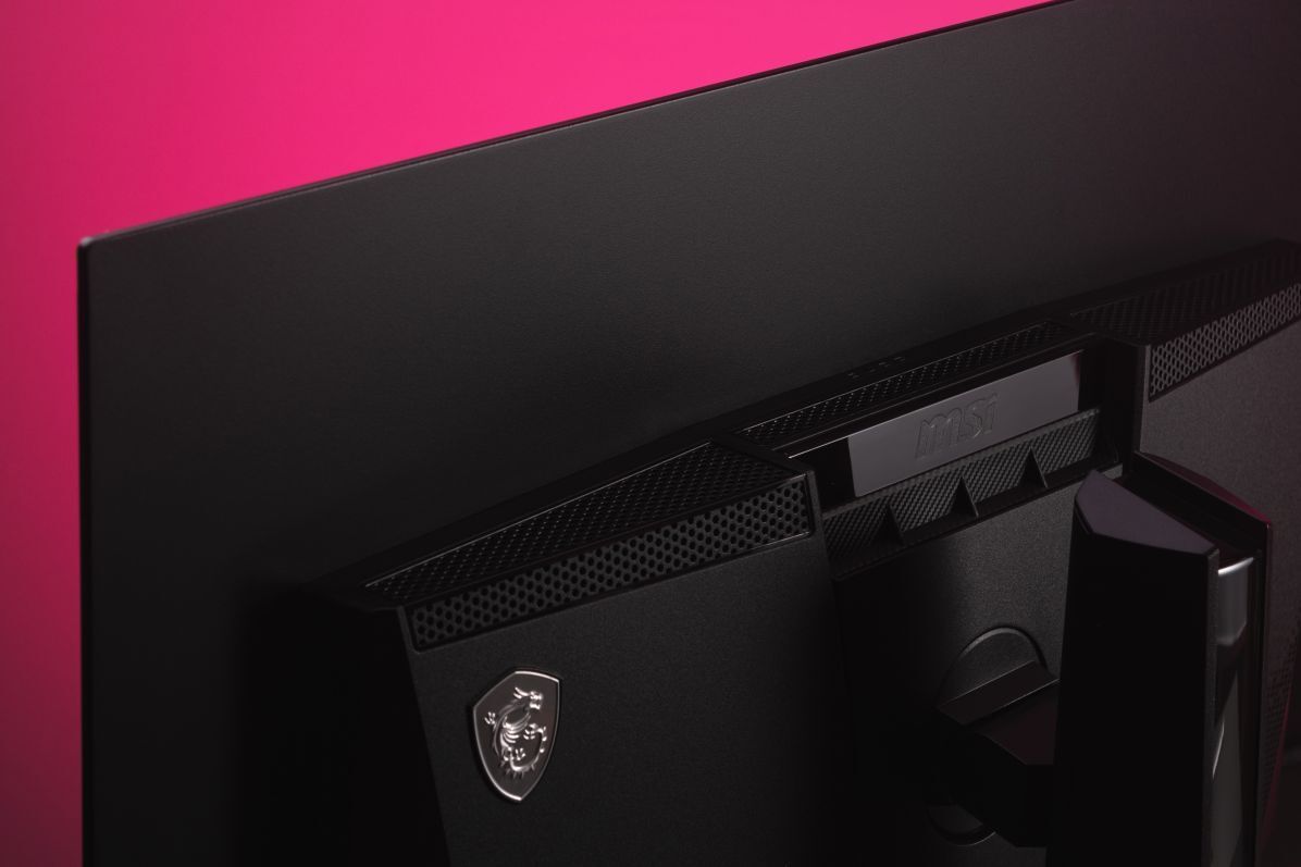 MSI MAG 321UP QD-OLED
