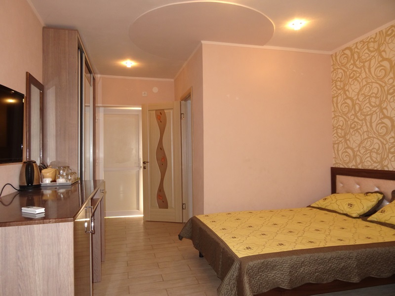 59. Феодосия приморский моспана 6. Дом галустяна в сочи фото. Витязево приморский пер. Лебедева 6 приморск.