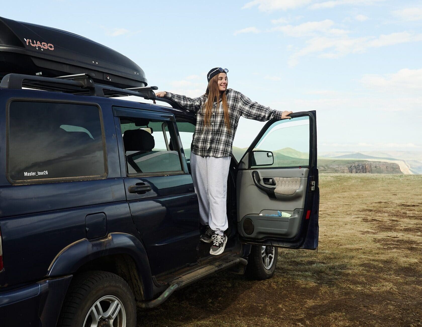 Безопасный тур для женщин в горы Кавказа со Starostin.travel