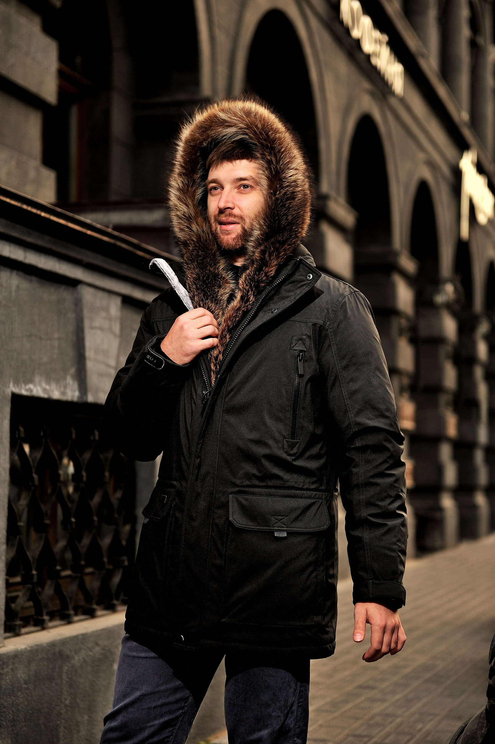 Классическая мужская зимняя куртка с натуральным мехом - Lordia