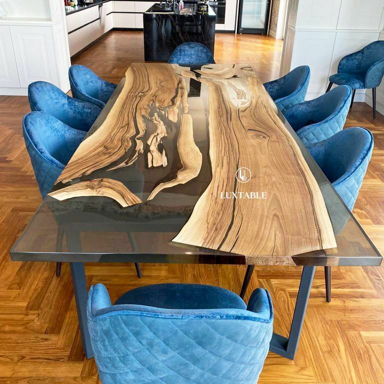 tavolo in legno massello, tavolo da pranzo, tavolo in legno, tavolo legno e resina, tavolo in resina, tavolo resina epossidica, tavolo in noce massello