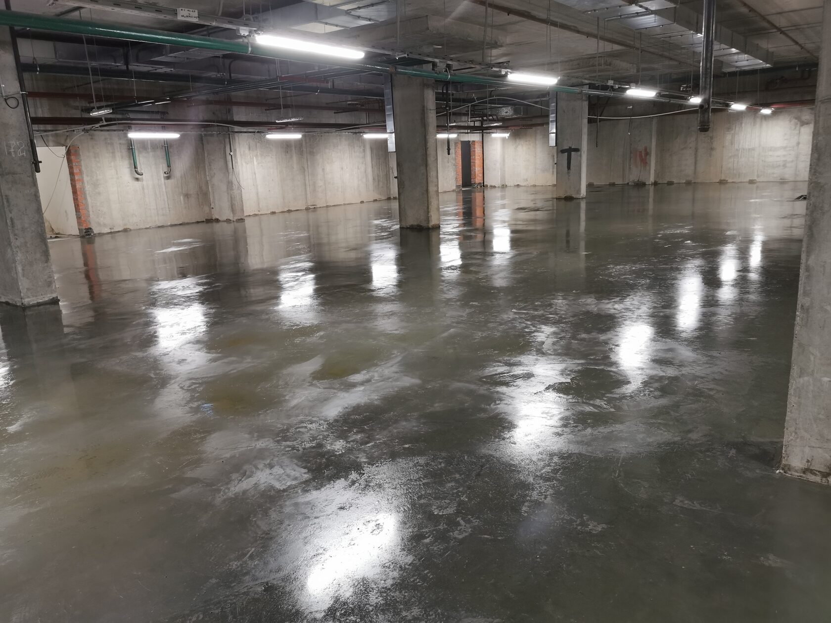 Подземная автостоянка — г. Москва, м. Авиамоторная | 12700 м²