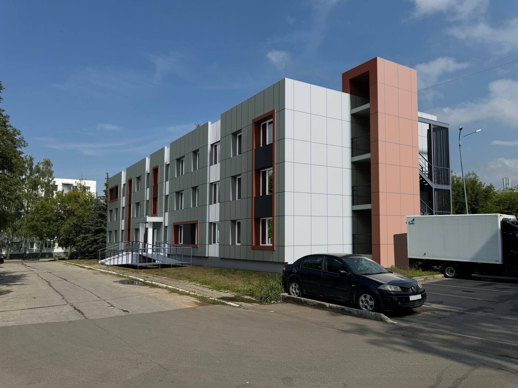 Modern architecture of the Pavel Korchagin Hotel's main building in Naberezhnye Chelny, a perfect place for business and leisure travelers.