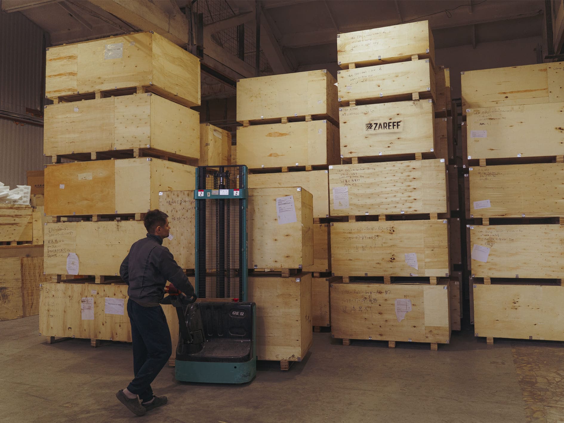 Новые станки на складе