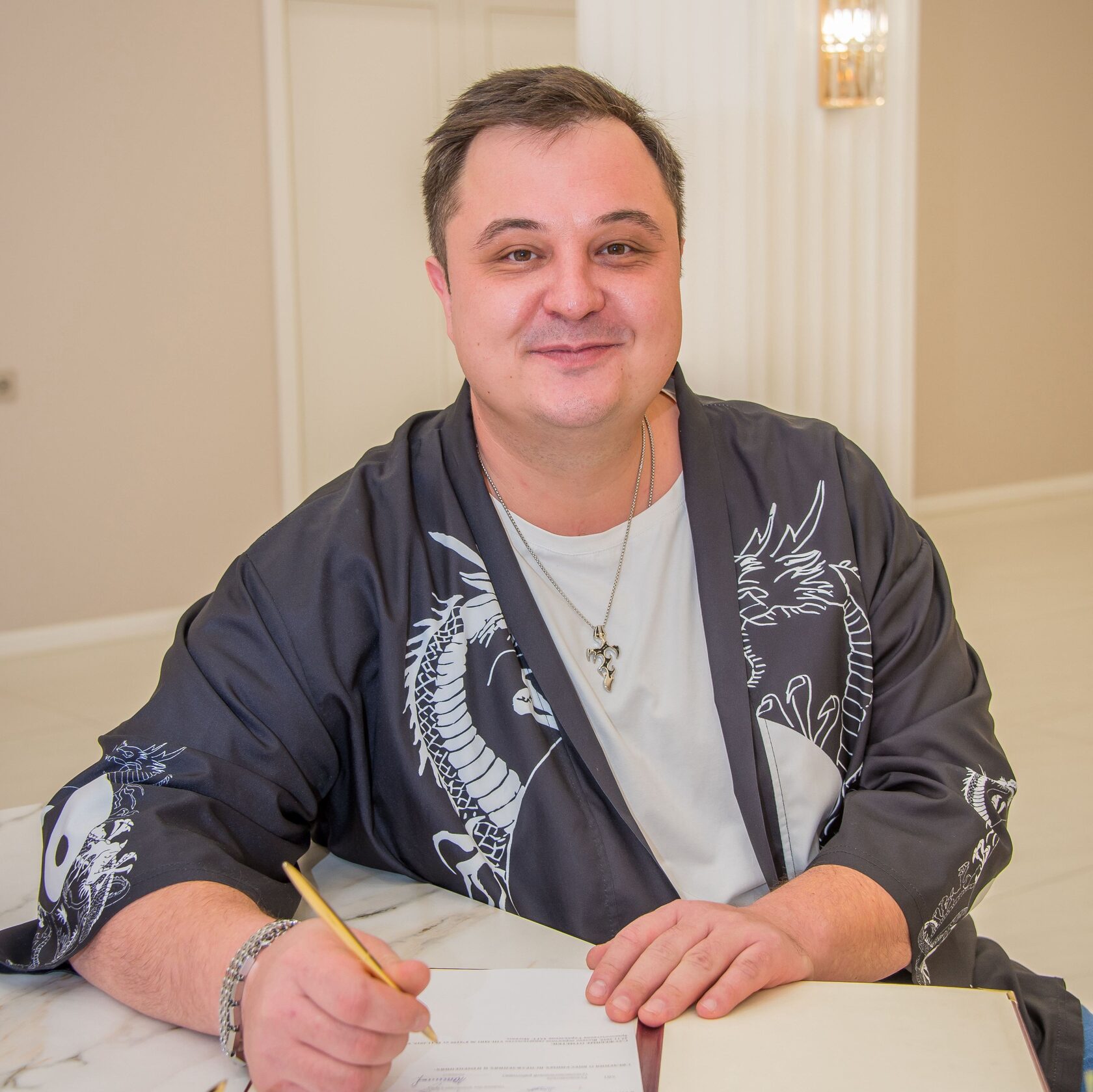 Сергей Сухов