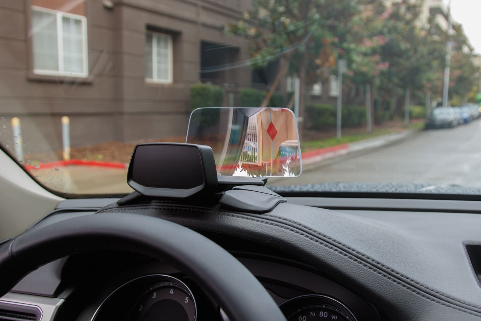 Heads-up display to stay focused on the road | HUDWAY Drive