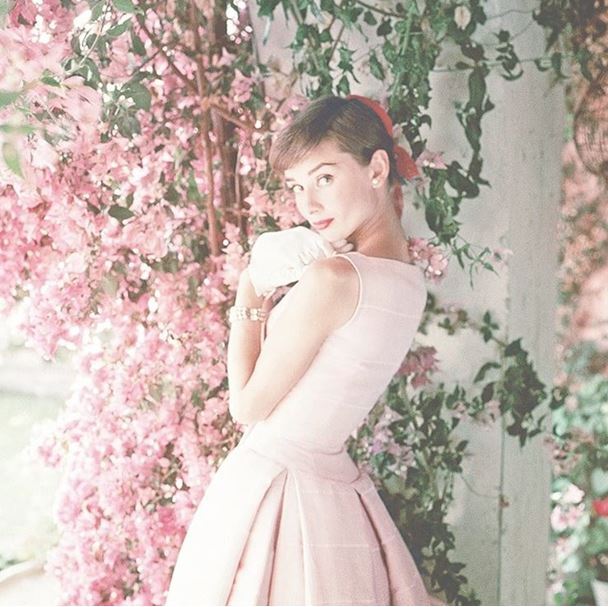 5 СТУПЕНЬ КУРСА «ШКОЛА ЛЕДИ» - «ОЧАРОВАНИЕ ЖЕНСТВЕННОСТИ»