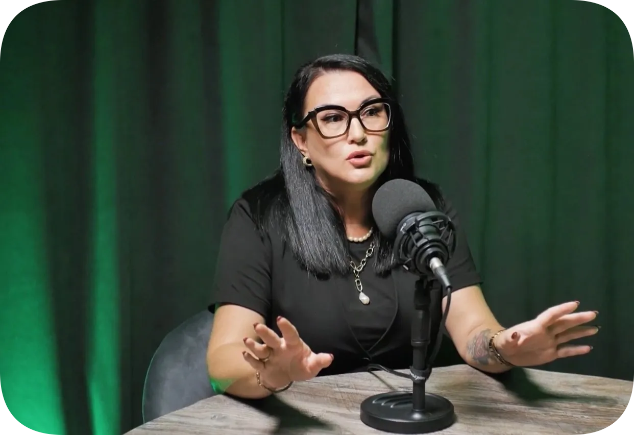 Александра Строгонова